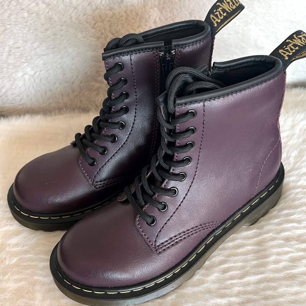 Dr Martens New girls boots Size 1